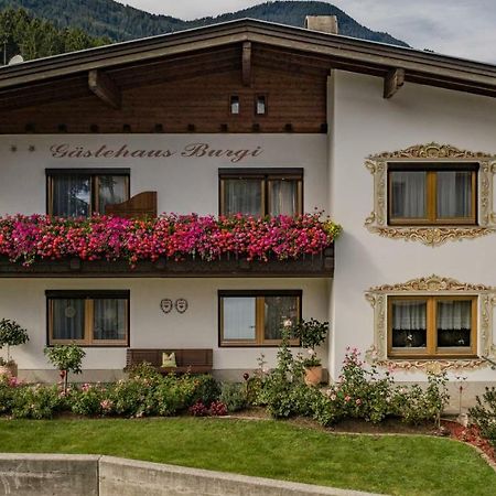 Gaestehaus Burgi Fügen Exteriör bild