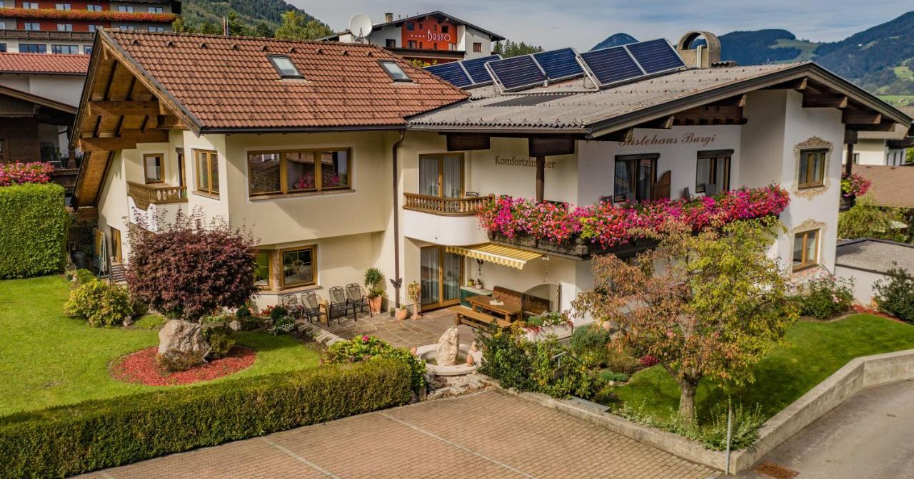 Gaestehaus Burgi Fügen Exteriör bild