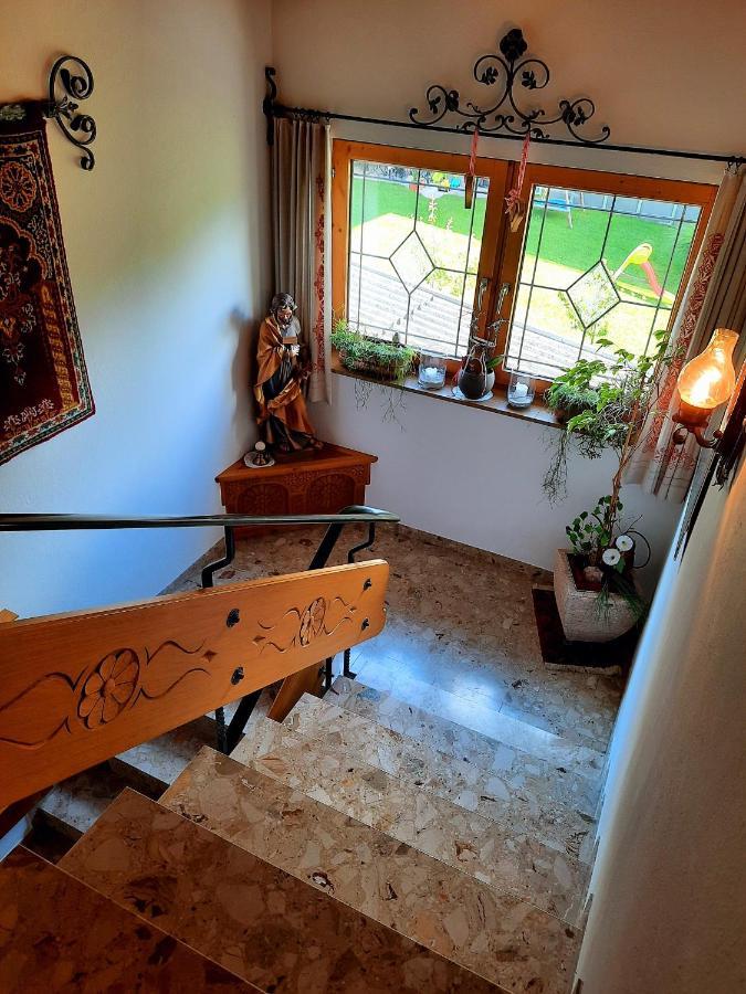 Gaestehaus Burgi Fügen Exteriör bild