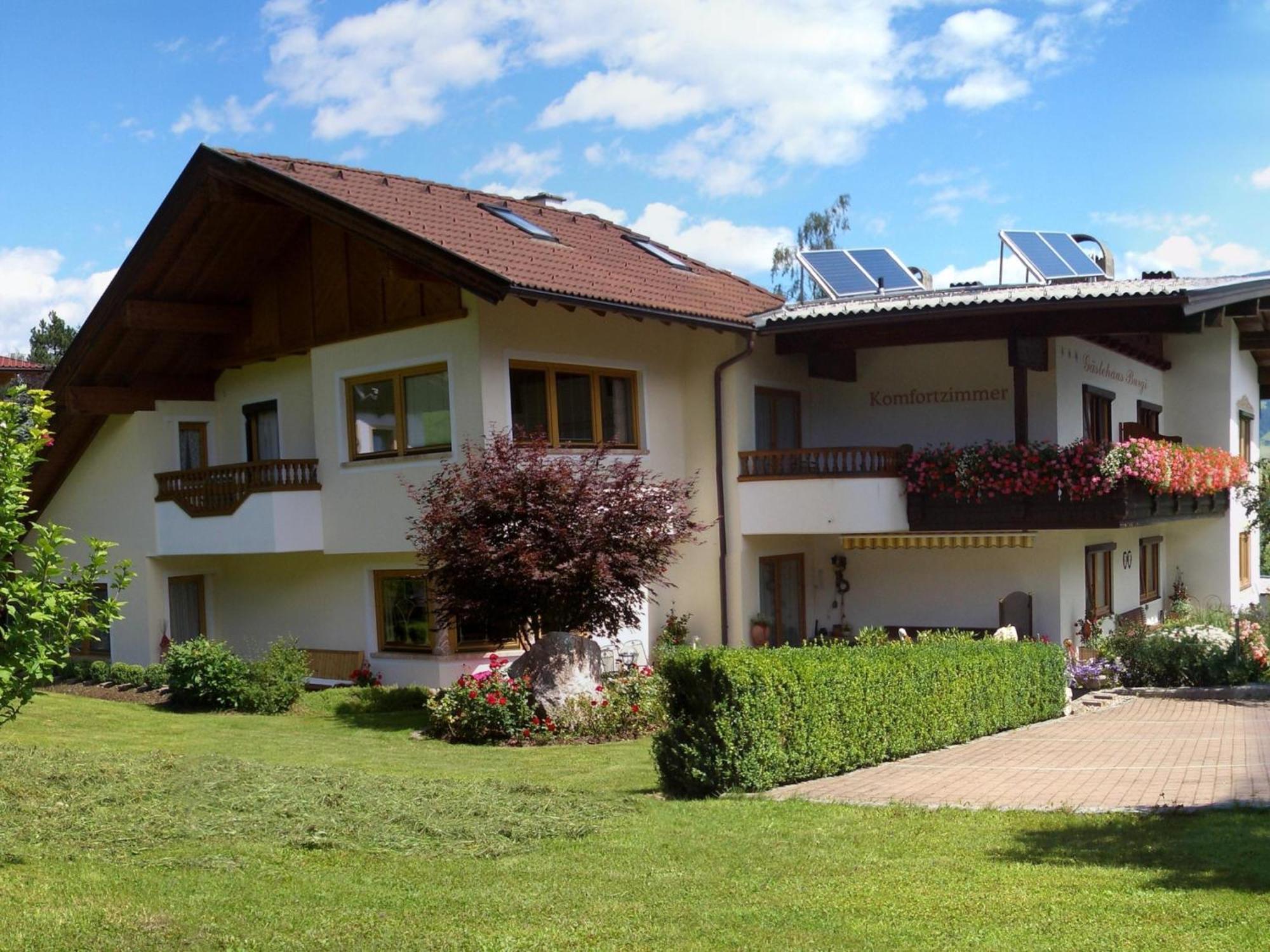 Gaestehaus Burgi Fügen Exteriör bild